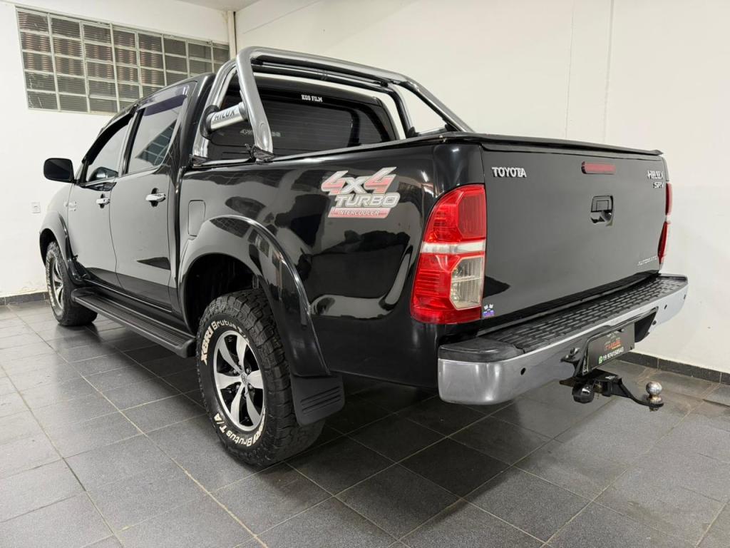 TOYOTA Hilux Caminhonete - Foto