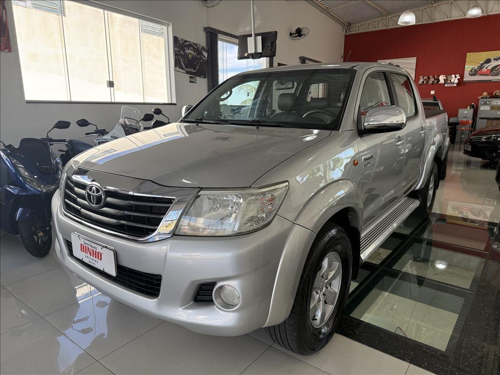 TOYOTA Hilux Caminhonete - Foto