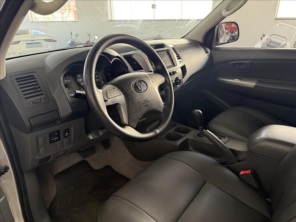 TOYOTA Hilux Caminhonete - Foto