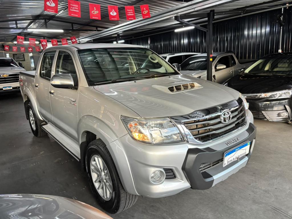 TOYOTA Hilux Caminhonete - Foto