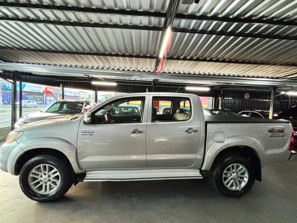 TOYOTA Hilux Caminhonete - Foto