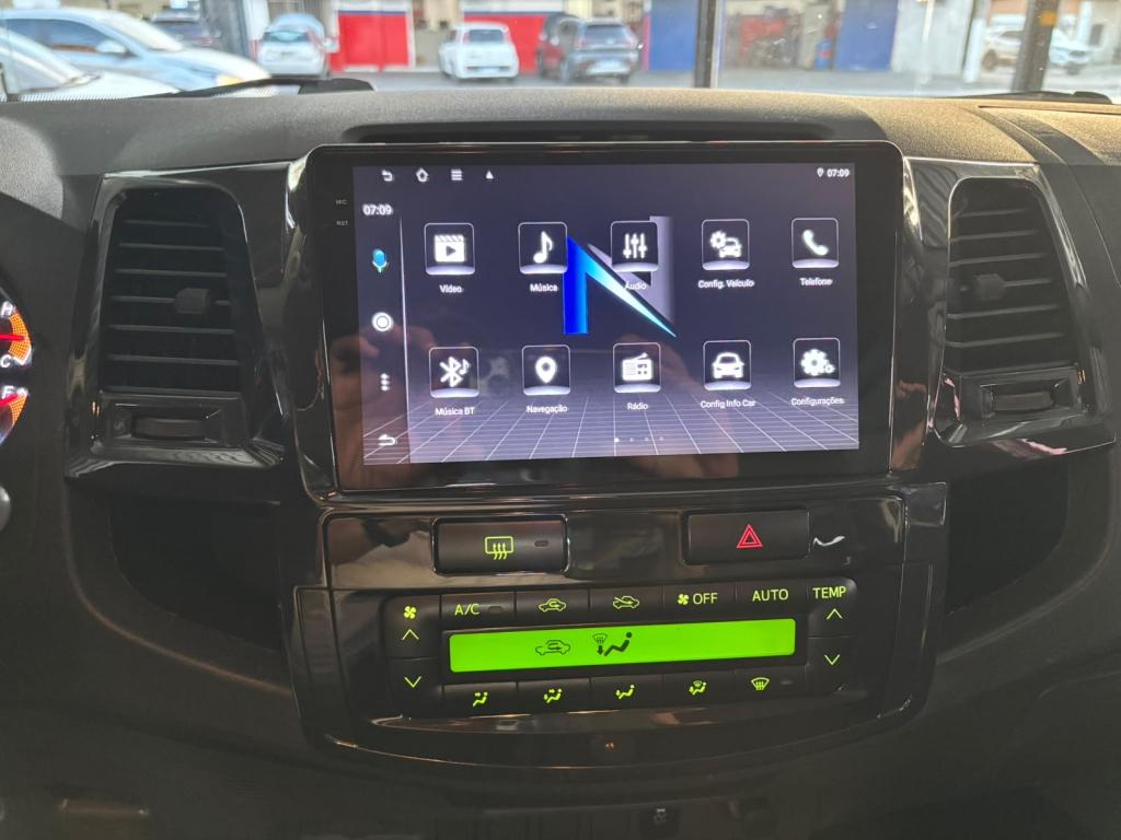 TOYOTA Hilux Caminhonete - Foto