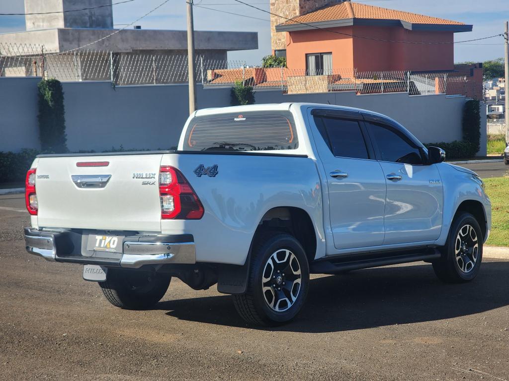 TOYOTA Hilux Caminhonete - Foto