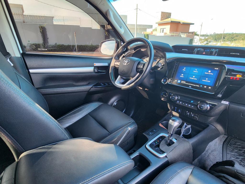 TOYOTA Hilux Caminhonete - Foto