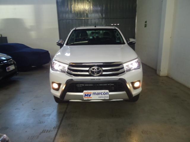 TOYOTA Hilux Caminhonete - Foto