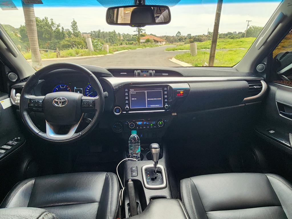 TOYOTA Hilux Caminhonete - Foto