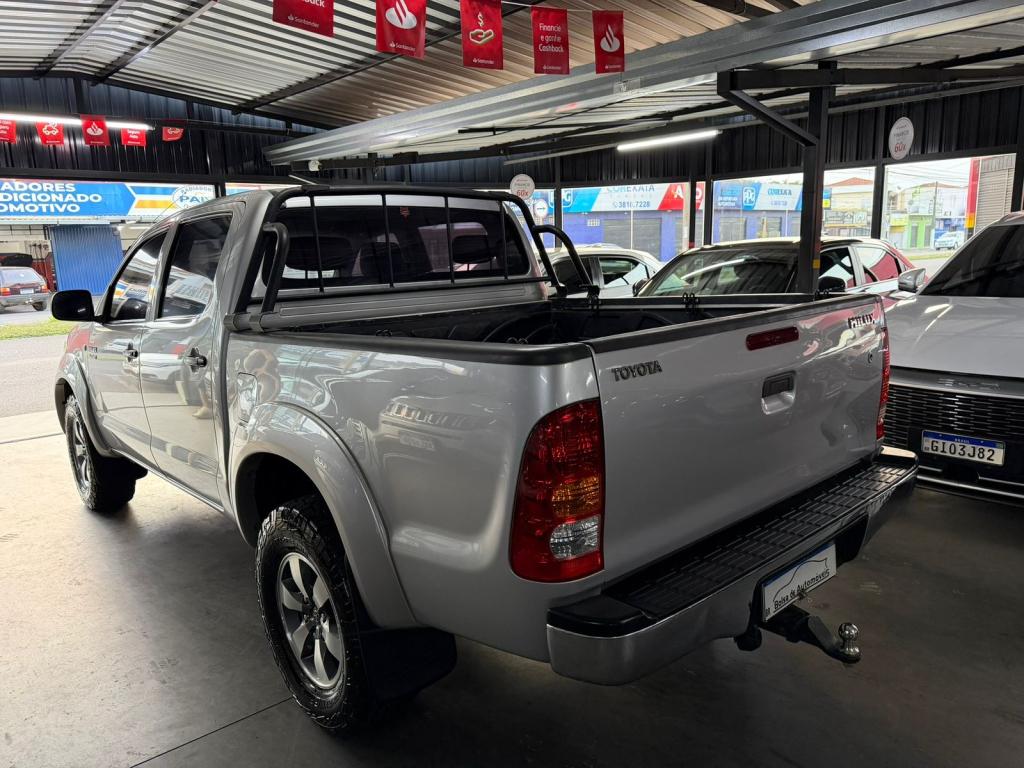 TOYOTA Hilux Caminhonete - Foto