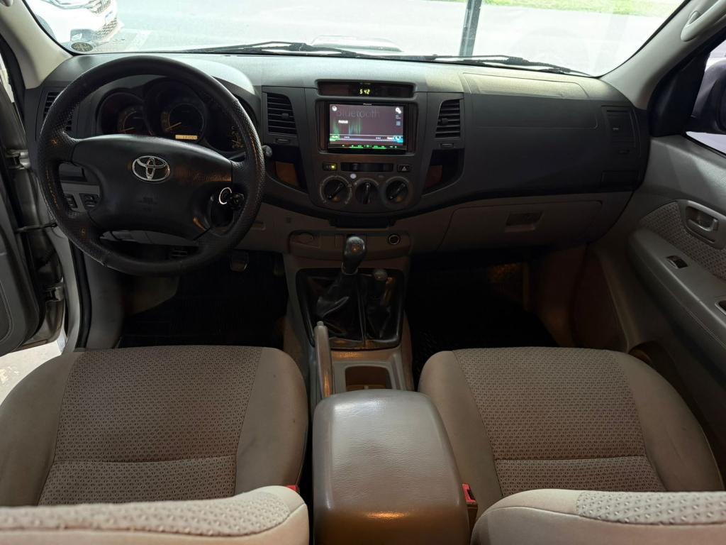 TOYOTA Hilux Caminhonete - Foto