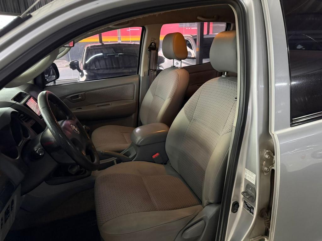TOYOTA Hilux Caminhonete - Foto