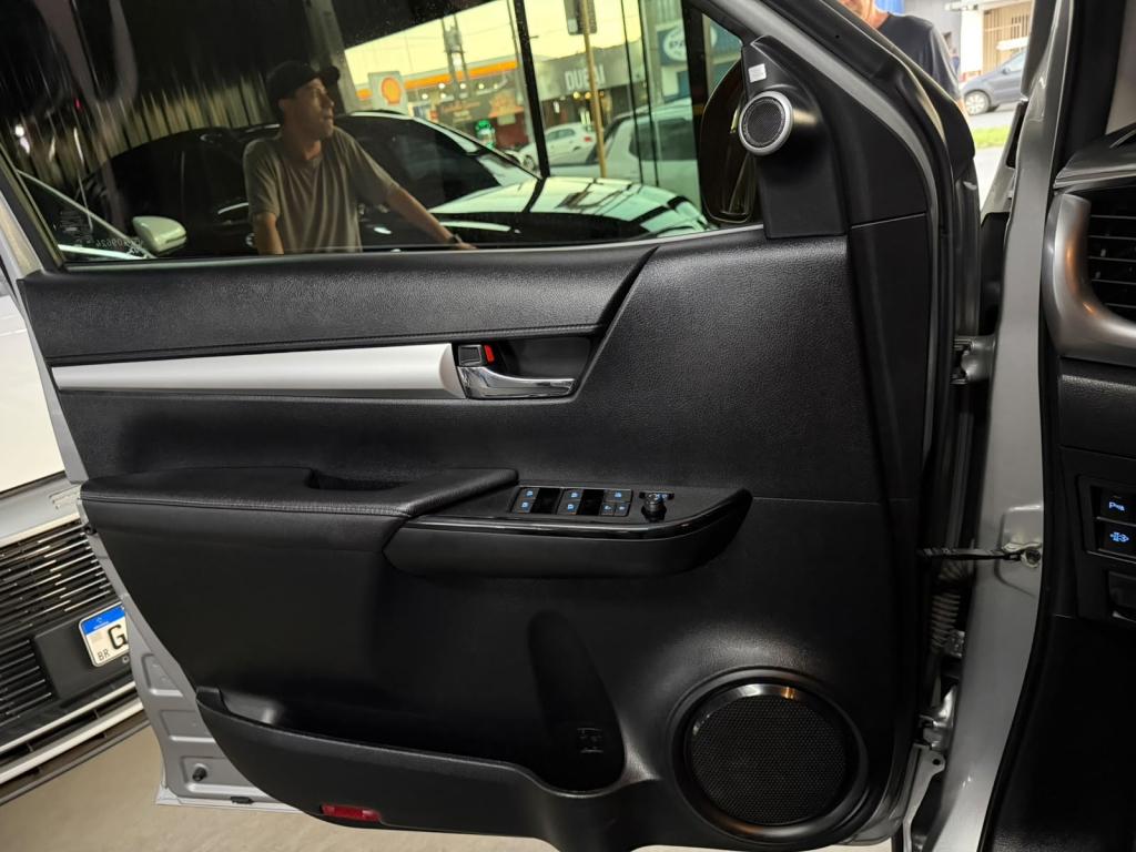 TOYOTA Hilux Caminhonete - Foto