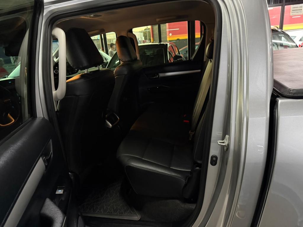 TOYOTA Hilux Caminhonete - Foto