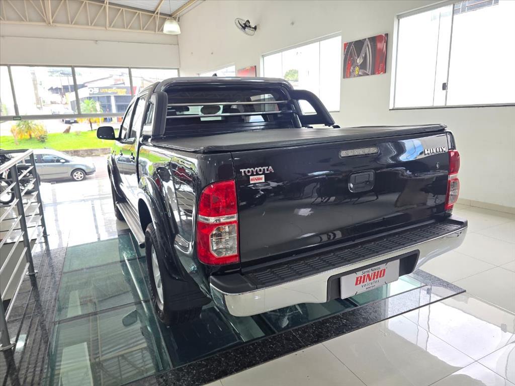 TOYOTA Hilux Caminhonete - Foto