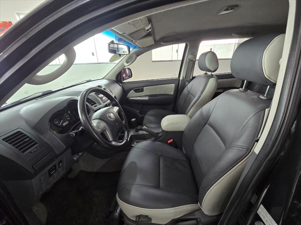 TOYOTA Hilux Caminhonete - Foto