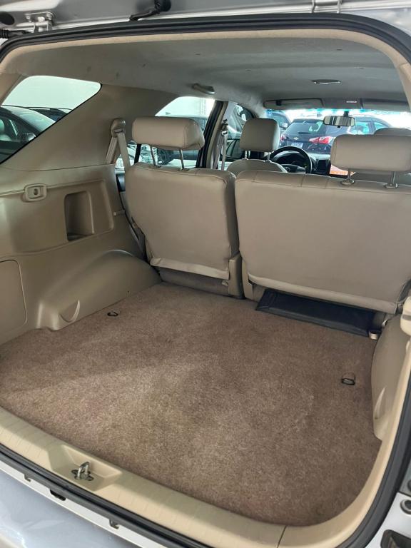 TOYOTA Hilux SW4 - Foto