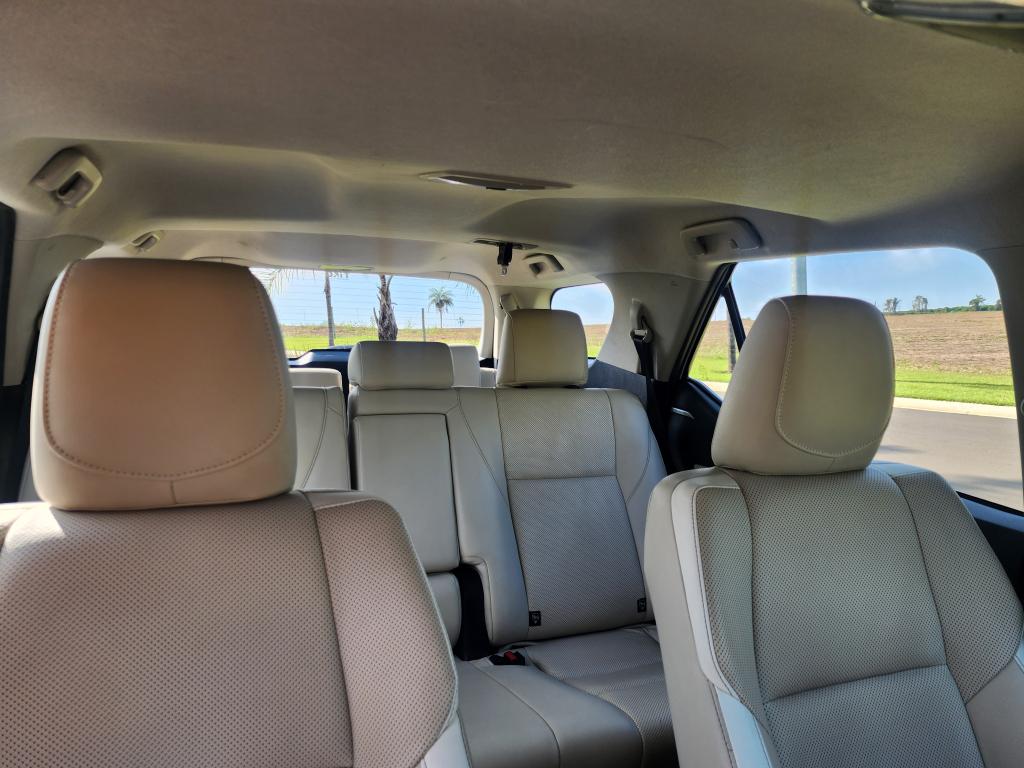 TOYOTA Hilux SW4 - Foto