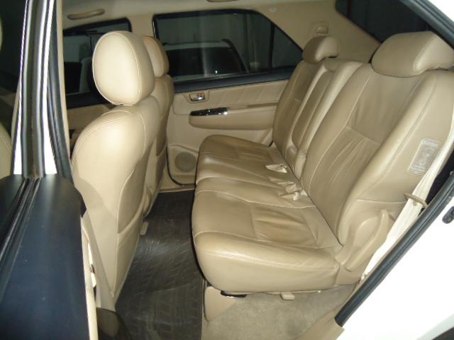 TOYOTA Hilux SW4 - Foto