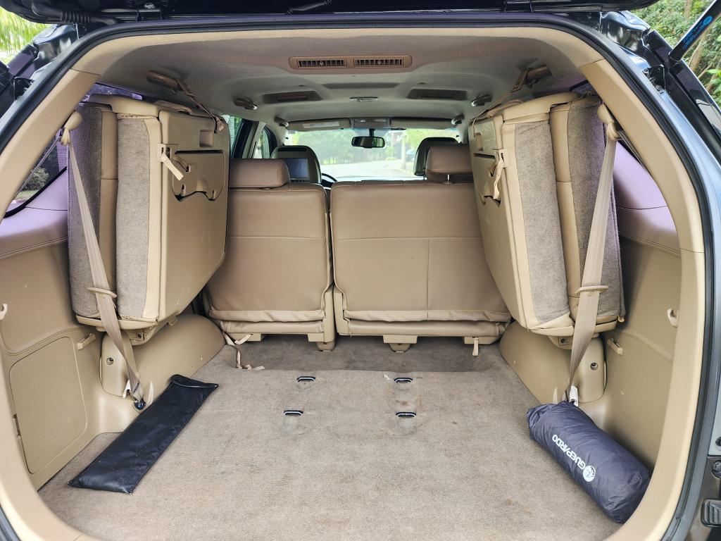 TOYOTA Hilux SW4 - Foto