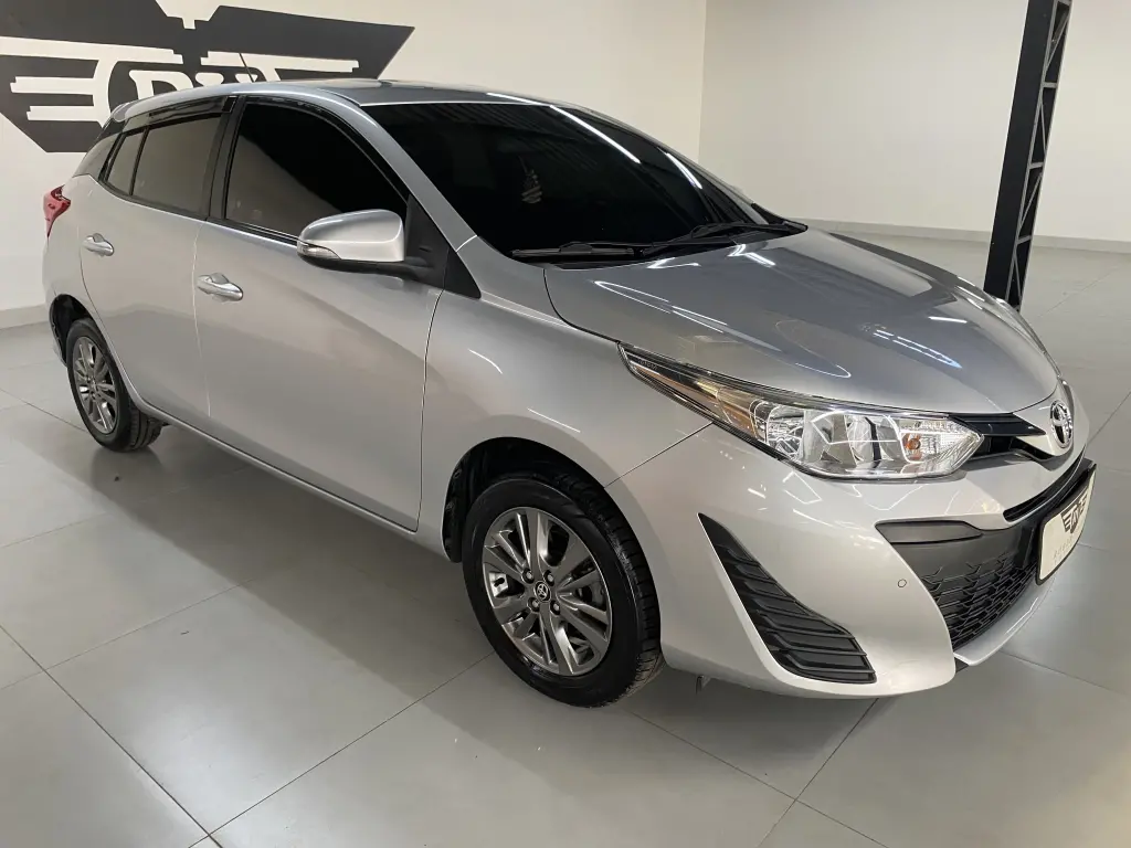 TOYOTA Yaris Hatch - Foto