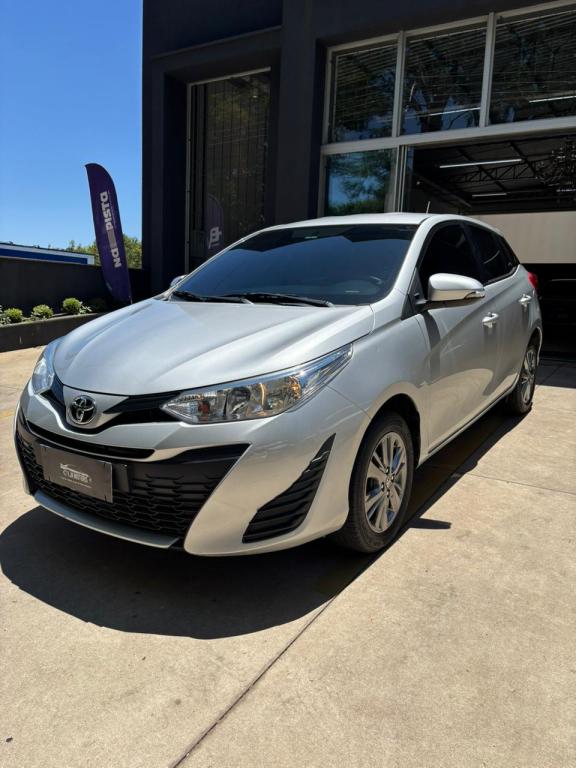 TOYOTA Yaris Hatch - Foto