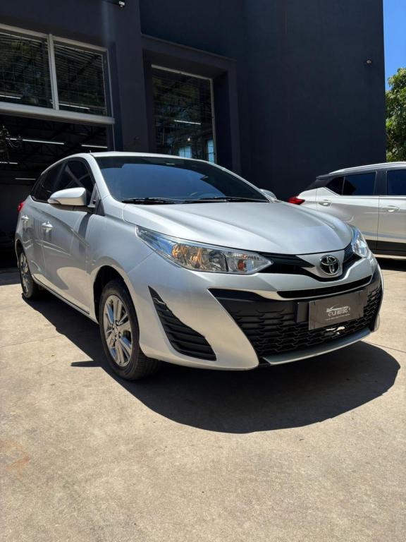 TOYOTA Yaris Hatch - Foto