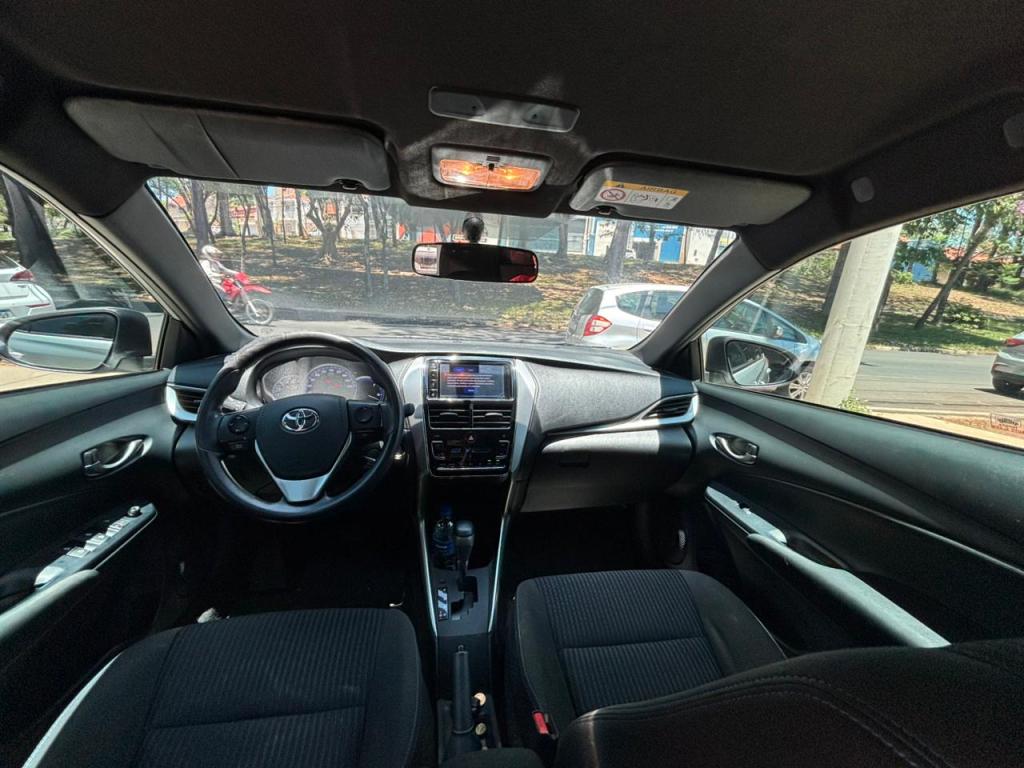 TOYOTA Yaris Hatch - Foto