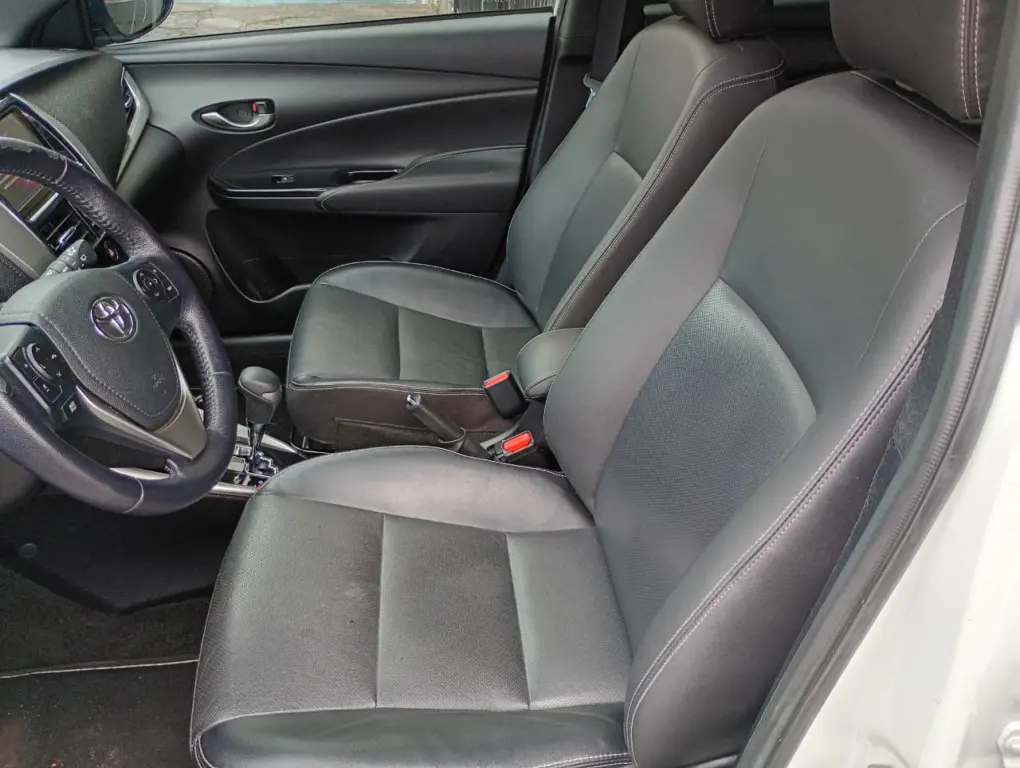 TOYOTA Yaris Hatch - Foto