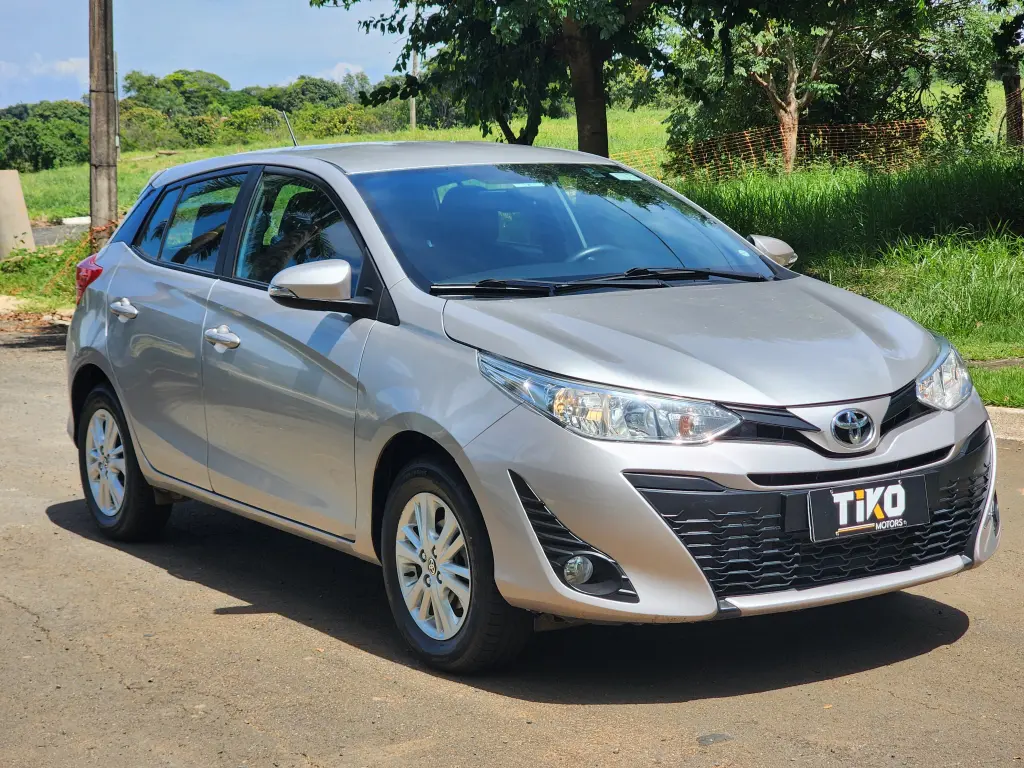 TOYOTA Yaris Hatch - Foto