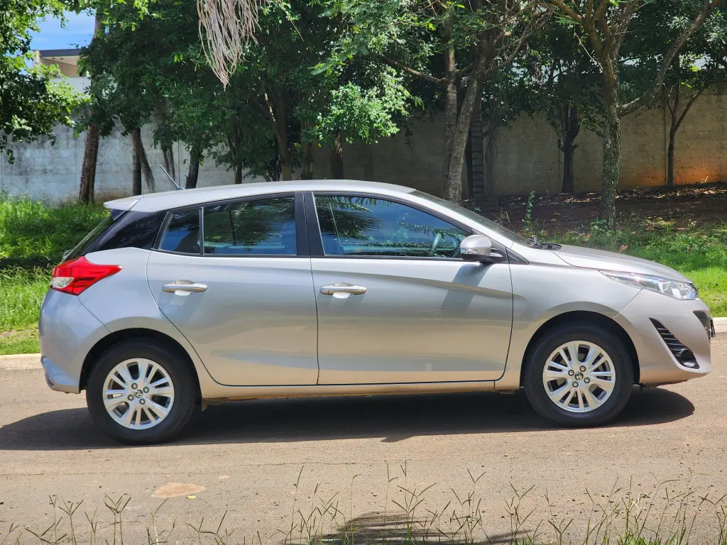 TOYOTA Yaris Hatch - Foto