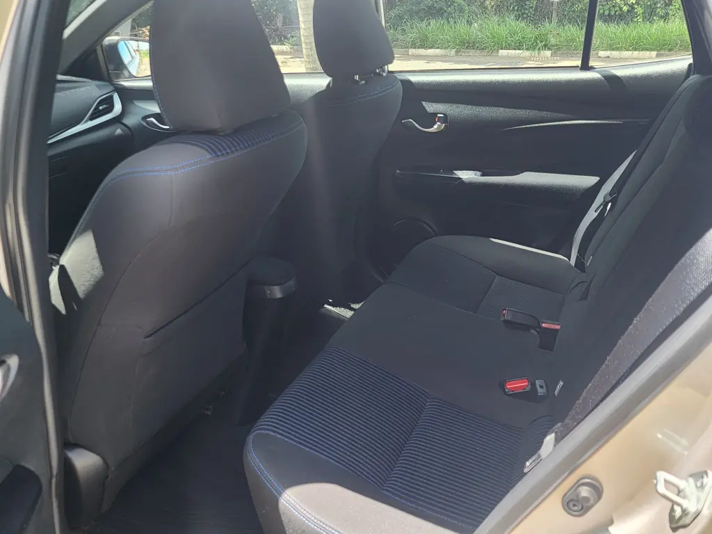 TOYOTA Yaris Hatch - Foto