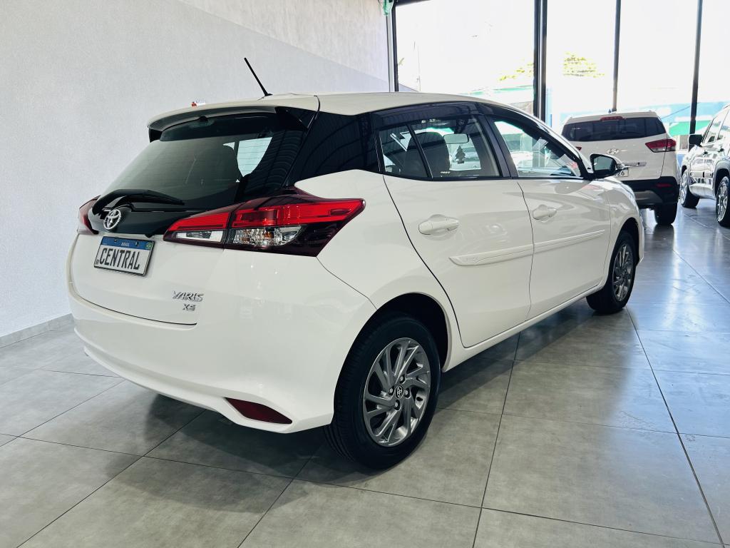 TOYOTA Yaris Hatch - Foto