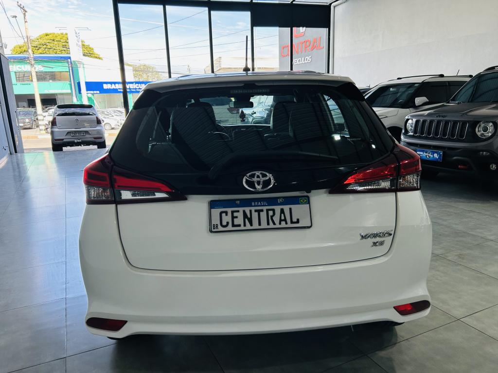 TOYOTA Yaris Hatch - Foto