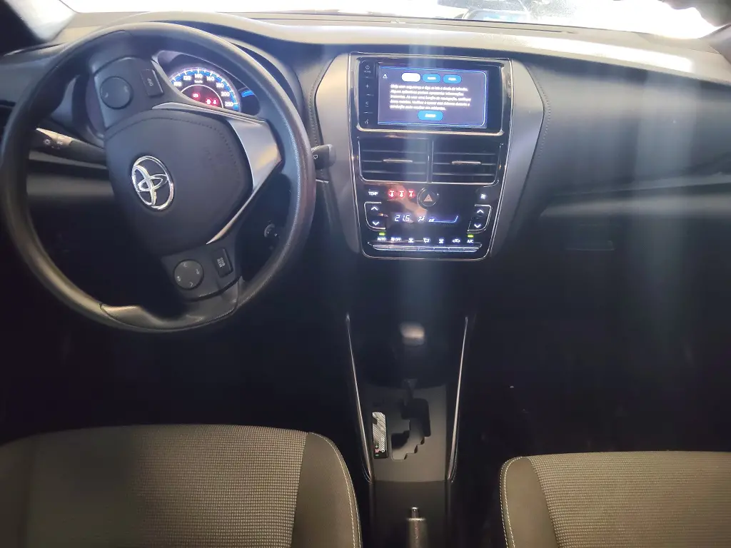 TOYOTA Yaris Hatch - Foto