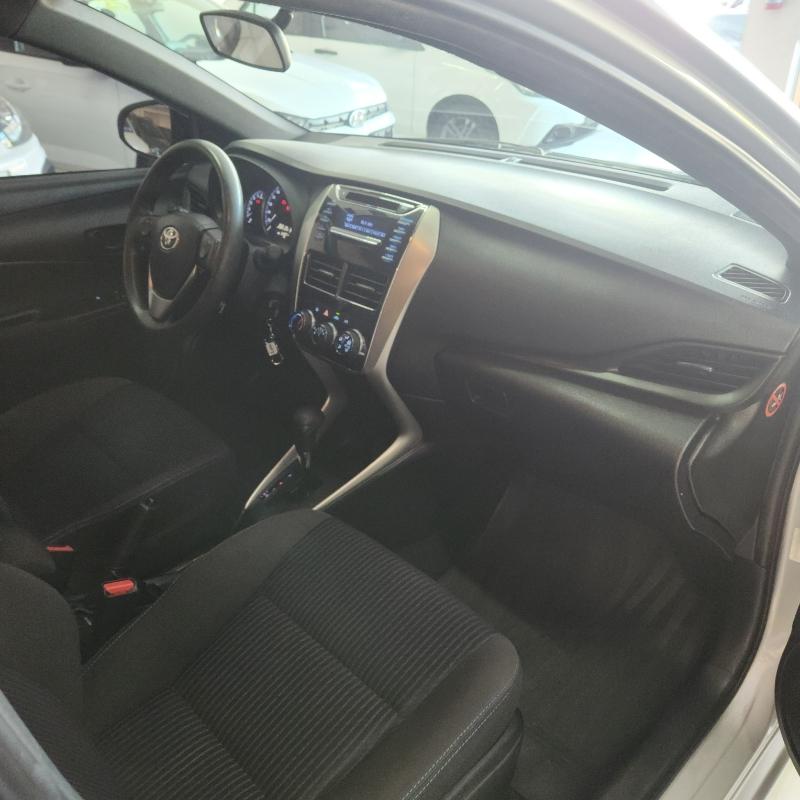 TOYOTA Yaris Hatch - Foto
