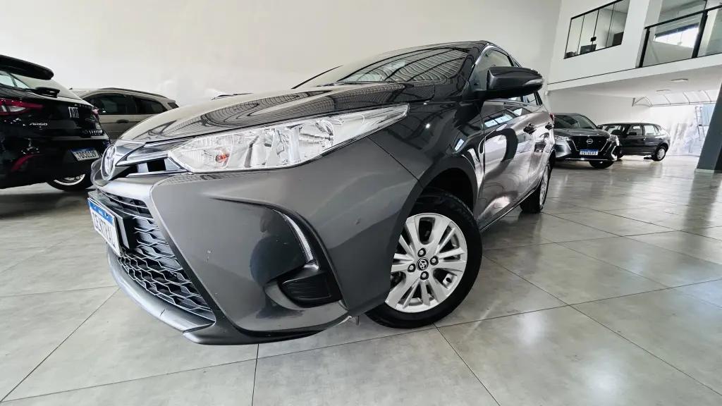 TOYOTA Yaris Hatch