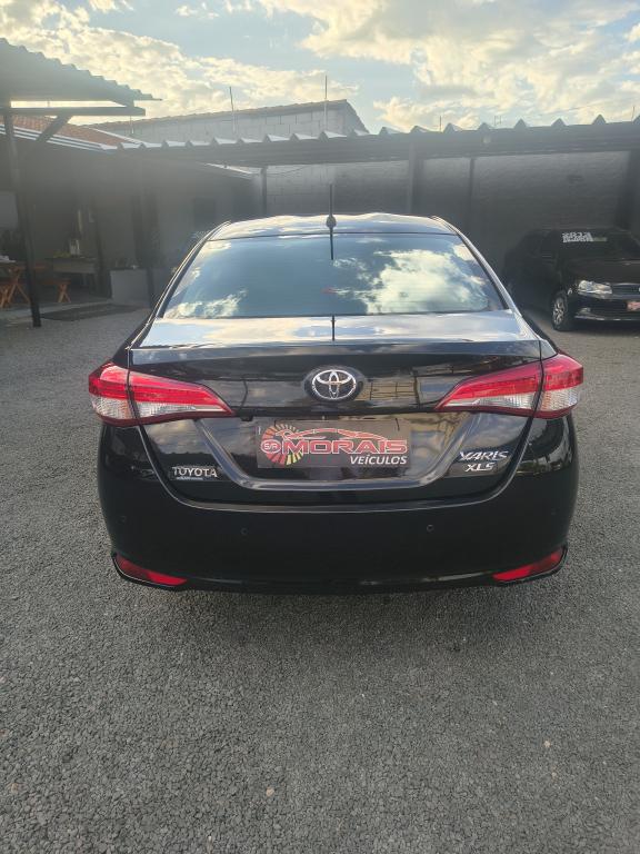 TOYOTA Yaris Sedan - Foto