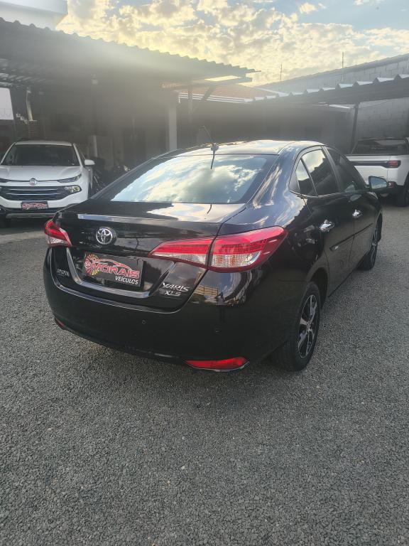 TOYOTA Yaris Sedan - Foto