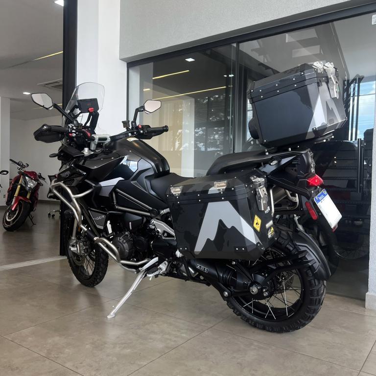 TRIUMPH Tiger 1200 - Foto