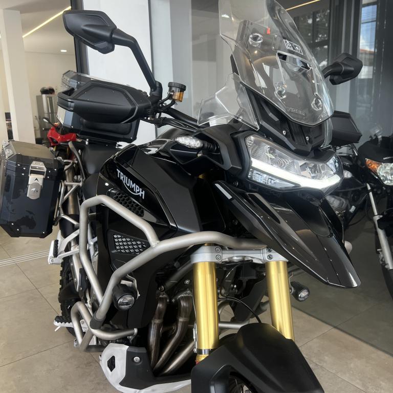 TRIUMPH Tiger 1200 - Foto