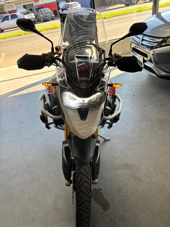 TRIUMPH Tiger 900 - Foto