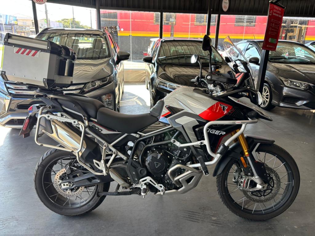 TRIUMPH Tiger 900 - Foto