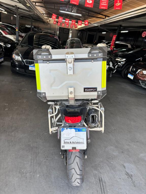 TRIUMPH Tiger 900 - Foto