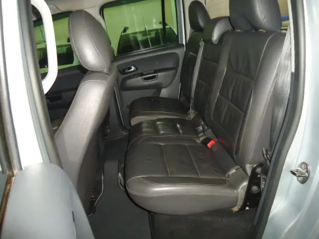 VOLKSWAGEN Amarok - Foto