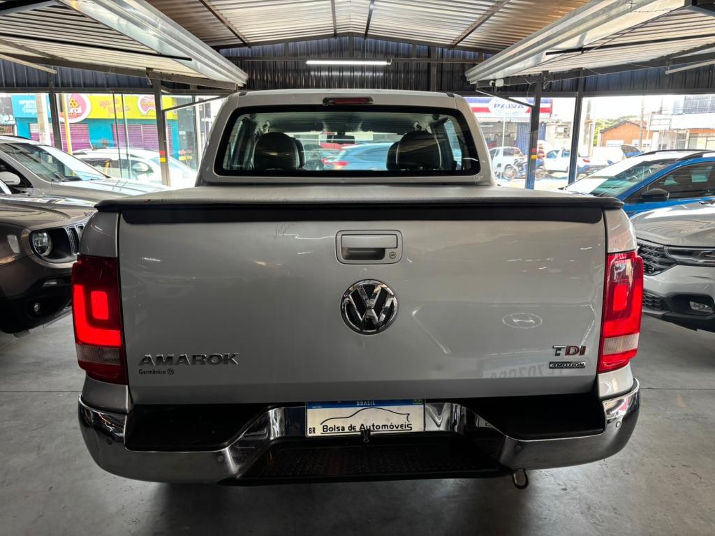 VOLKSWAGEN Amarok - Foto
