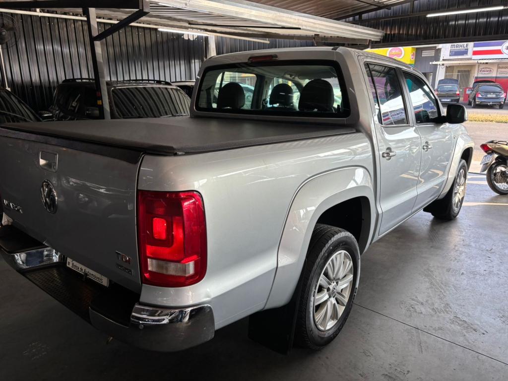 VOLKSWAGEN Amarok - Foto