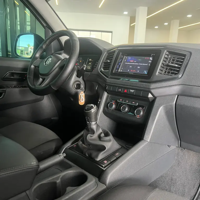 VOLKSWAGEN Amarok - Miniatura