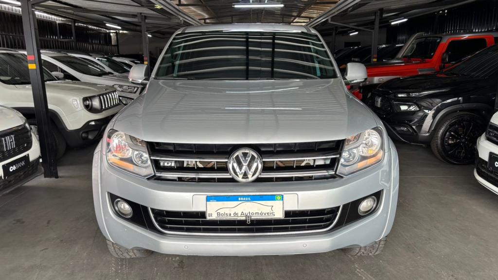 VOLKSWAGEN Amarok - Foto