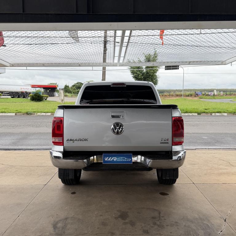 VOLKSWAGEN Amarok - Foto