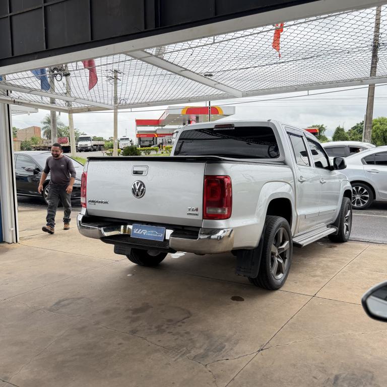 VOLKSWAGEN Amarok - Foto