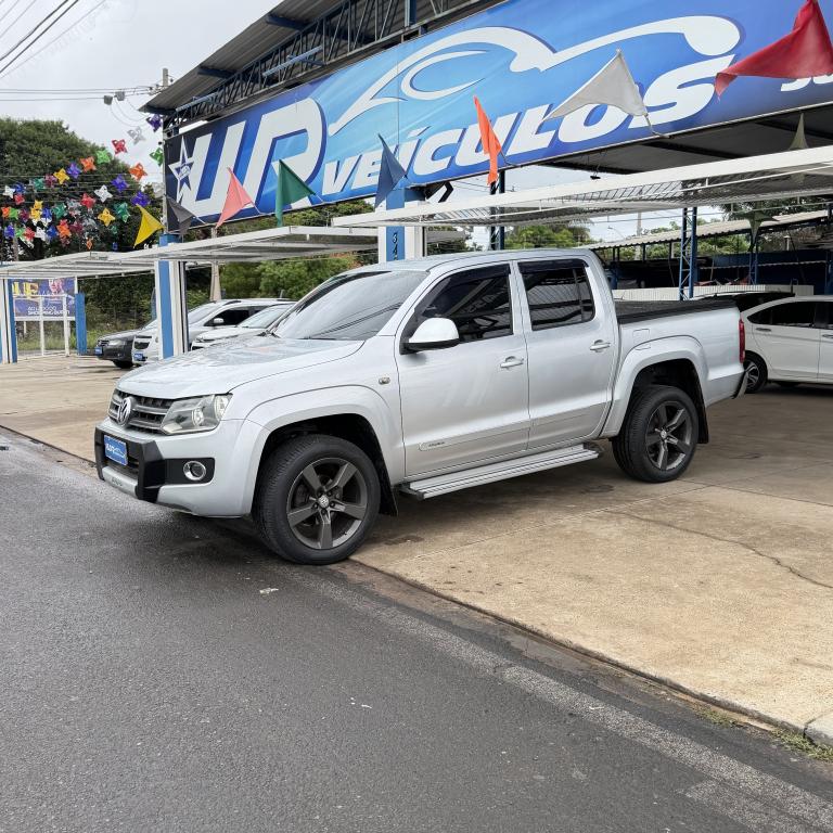 VOLKSWAGEN Amarok - Foto