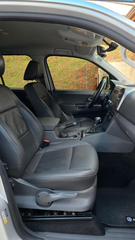 VOLKSWAGEN Amarok - Foto